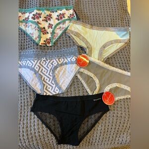 Colorful Splendies Women's Panty Set Medium New 6 pr